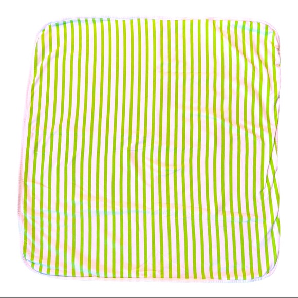 3 FOR $20 - June & January Hooded Towel - Picture 4 of 4